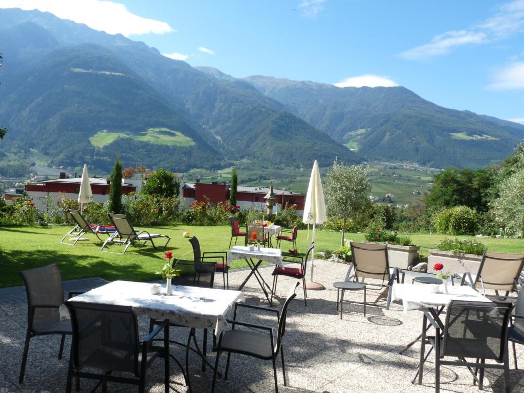 Hotel Schoenblick Naturns Exterior photo
